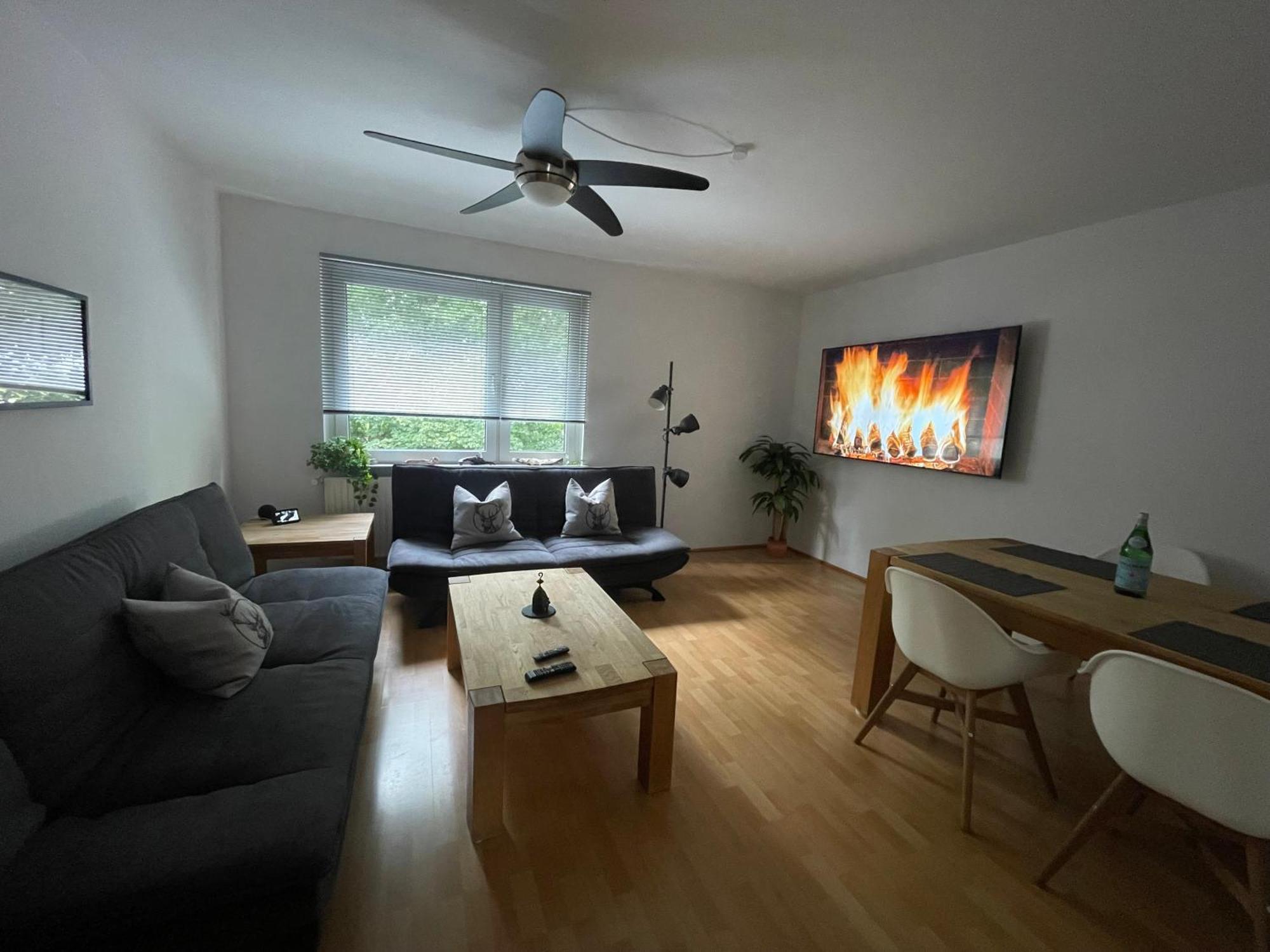 Casa Lobo Apartment *